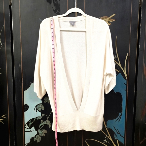 Ann Taylor Plunging V Neck Viscose / Cashmere Blend Lightweight Sweater‎ Size XL - Picture 2 of 7